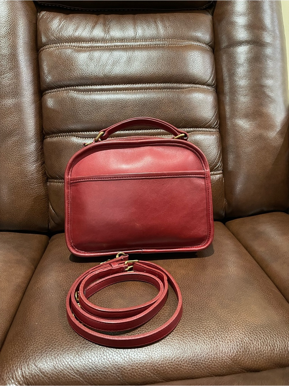 Vintage Coach Lunch Box Zip